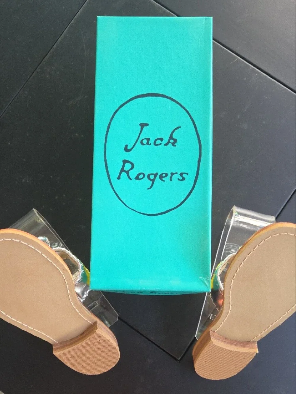 Jack Rogers Women’s Silver Leather Sandal - Hampton Style